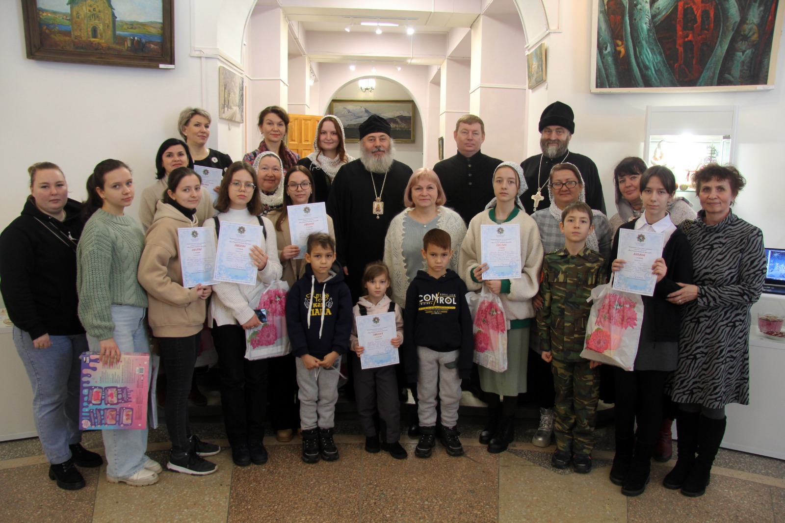 Святой апостол марк евангелист. Икона святого матфея евангелиста. Иконы sf. Sf apostol andrei. Апостол звезд.